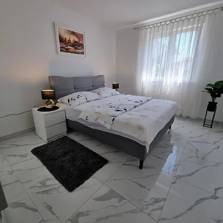 Ferienwohnung Fur 4 Personen Ca 60 Qm In Crikvenica, Kvarner Bucht Und Umgebung *
